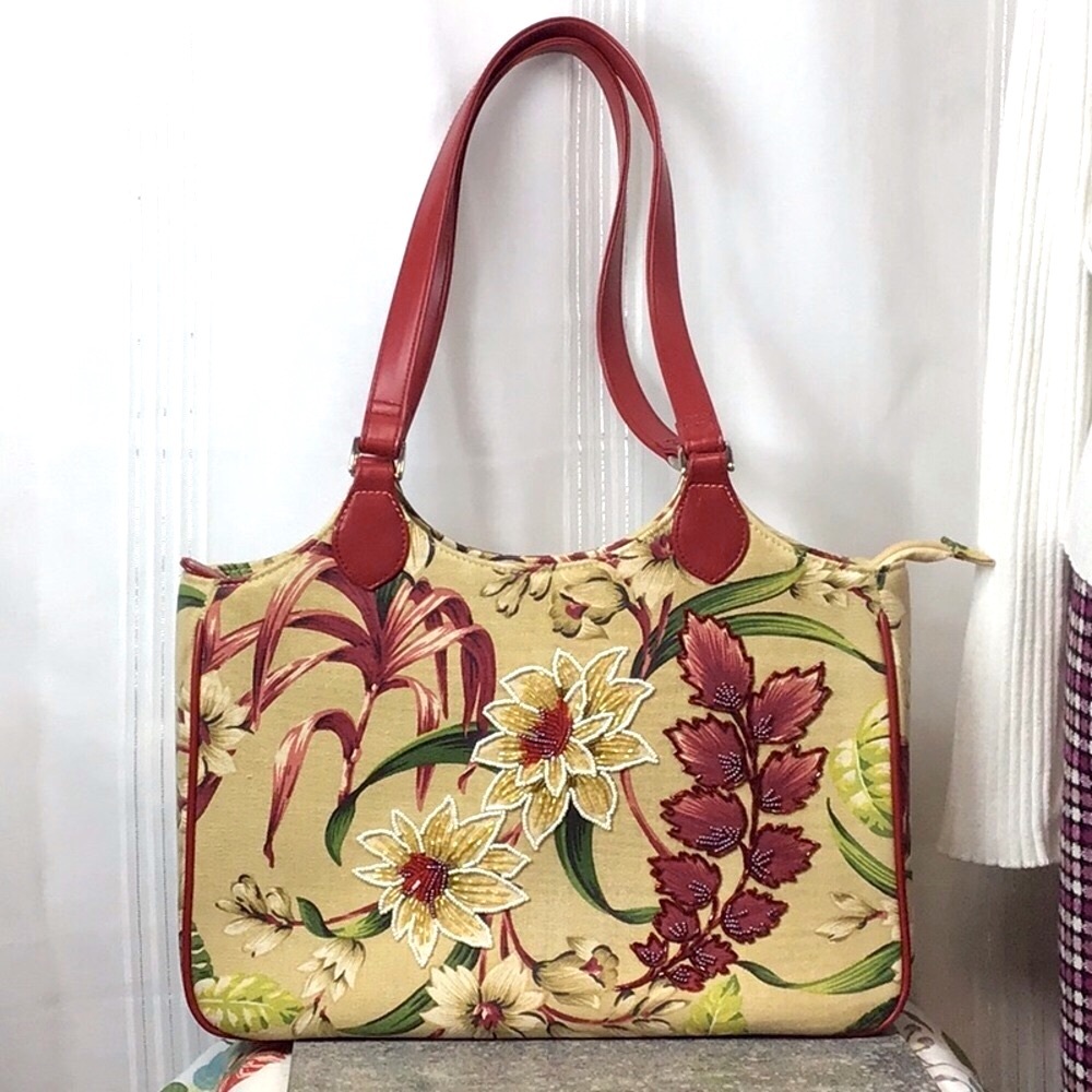 Vintage Marlo Canvas Exotic Floral Beaded Footed Shoulder Handbag